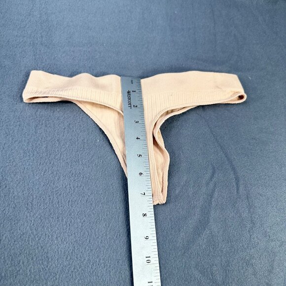 Steve Madden Women's Size Medium Panty Thong Seamless Ribbed Beige NWOT - Picture 6 of 6